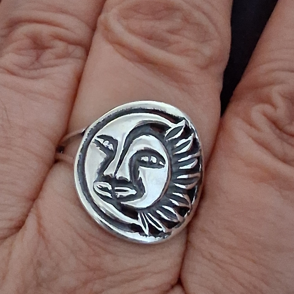 CELESTIAL MOON AND SUN RING 925 STERLING SILVER SIZE 9 1/4 - Picture 2 of 5